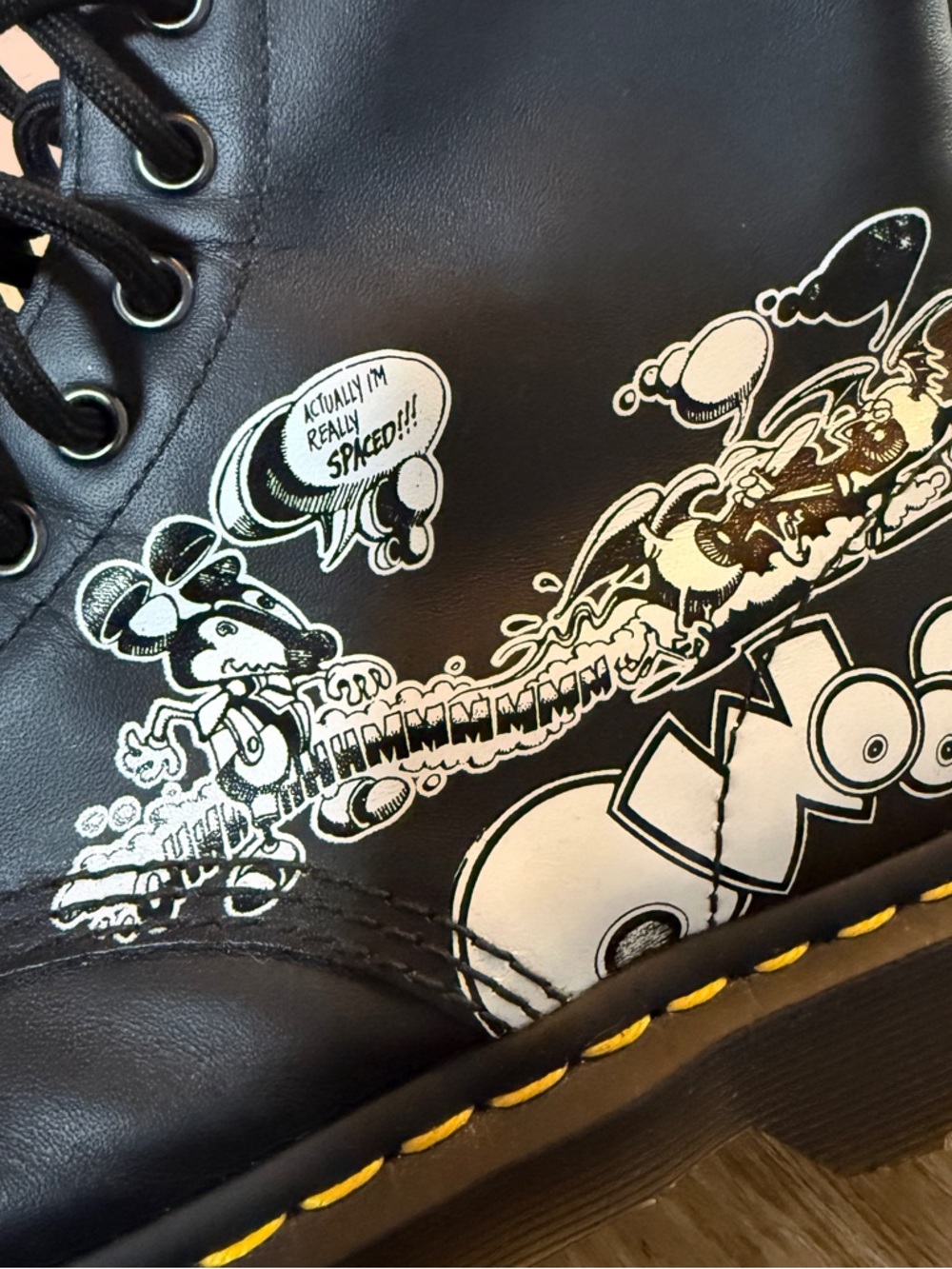 Dr. Martens LIMITED EDITION Rick Griffin boots - Picture 11 of 13